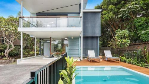 Luxury On The Bay - Wanda - image 2