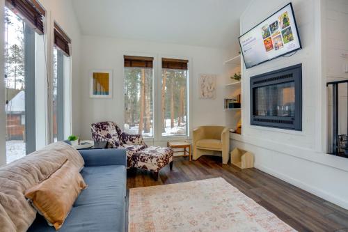 A-Frame Cabin in Breckenridge 4 Mi to Skiing! in Breckenridge, USA