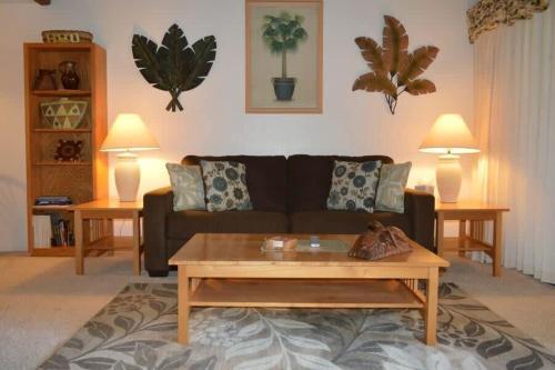 Peaceful golf retreat with shared pools in Waikoloa (HI)