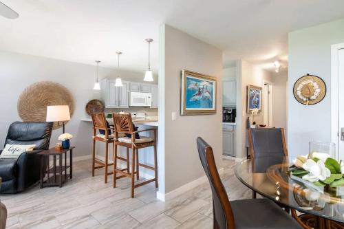 Tropical condo with pools lanai & BBQ in Waikoloa (HI)