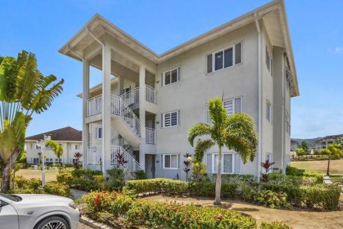 Signature Stay at the Fern in Plantation Village