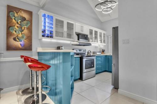 Signature Stay at the Fern in Plantation Village