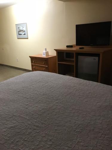 Photo - Americas Best Value Inn & Suites Anchorage Airport
