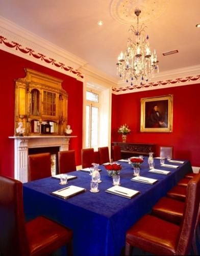 Centros de negocios, Hotel Kilkenny Hibernian in Kilkenny City Center