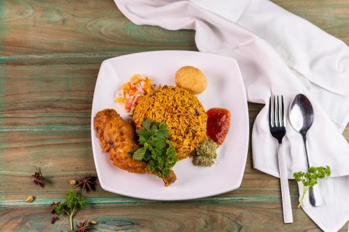 Gihan's Family Restaurant and Guest in Kohuwala
