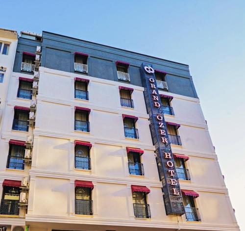 Grand Özer Hotel