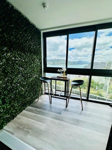 Brand New Lush Studio Apartment close to airport in Miramar
