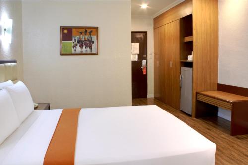 Rothman Hotel, Manila (Foto 10)