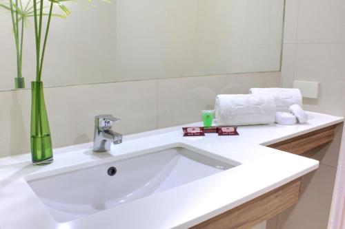 Rothman Hotel, Manila (Foto 7)