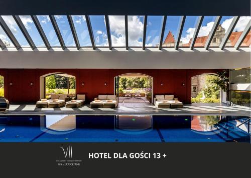 Uroczysko Siedmiu Stawów Luxury Hotel