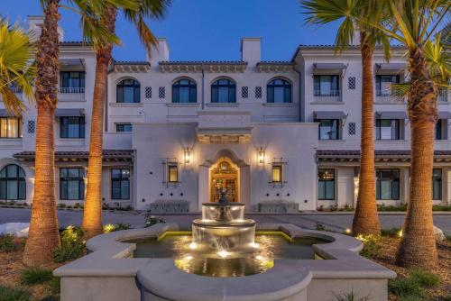 . Cambria Hotel Calabasas - Malibu