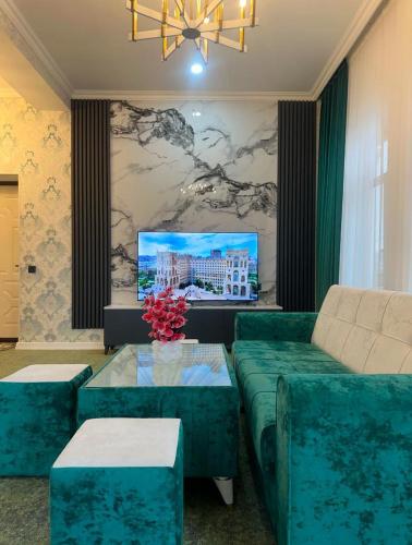 Hilltop Hotel Gusar – khách sạn tại Chilegir