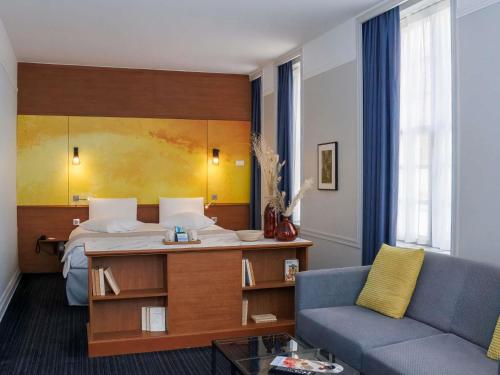 room detail thumbnail 0