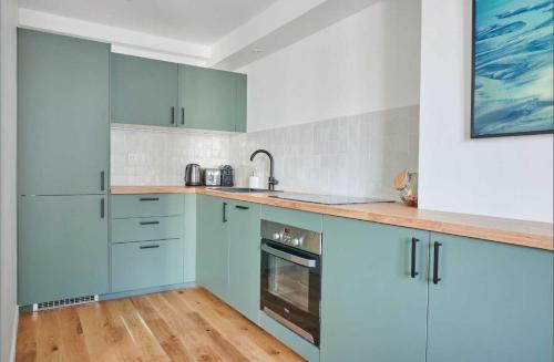 Modern Apartement 1BR 2P - Abbesses - image 2