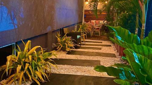Atracciones, Villa De Lasannta - by ZenBreak in Lead Vale