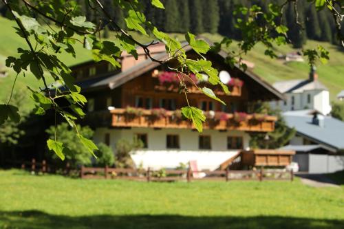 Haus Derra - Chambre d'hôtes - Mittelberg