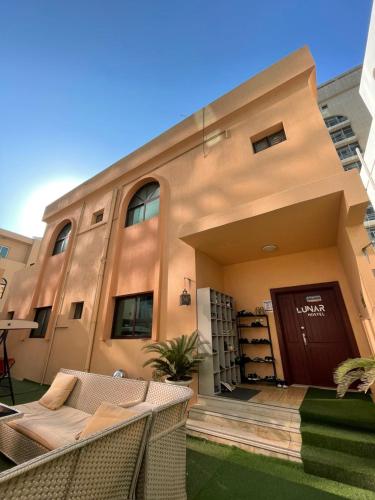 Tampilan eksterior, The Villa Hostel - By Lunar in Abu Dhabi
