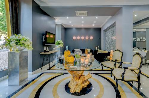 Lobby, Hotel Avenida Park in Lisbon