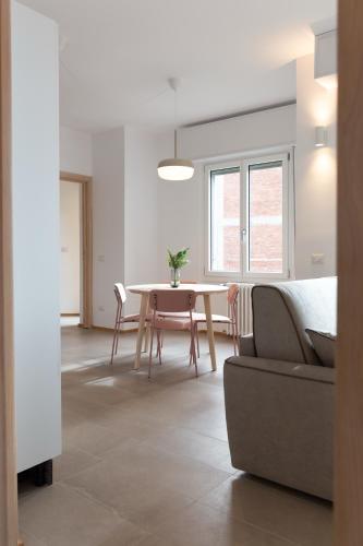  ArtStay - Apt 1 Near Station, Melegnano Martesana in Melegnano