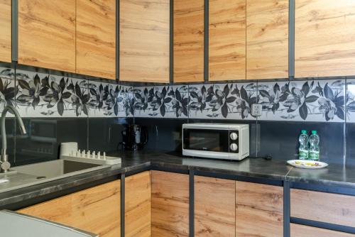 廚房, 11 listopada Comfort Apartment by BookingHost in 達布羅卡馬拉