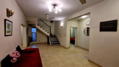 Haven Eden Villa Lahore - 4BR Holiday Home with Lawn BBQ - main image