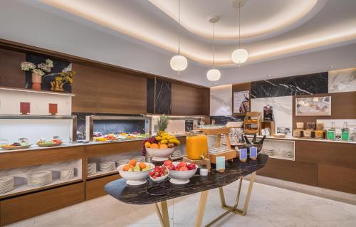 Food and beverages, Barcelo Emperatriz Hotel in Salamanca