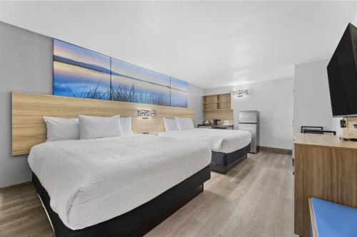 Days Inn & Suites by Wyndham Texas City