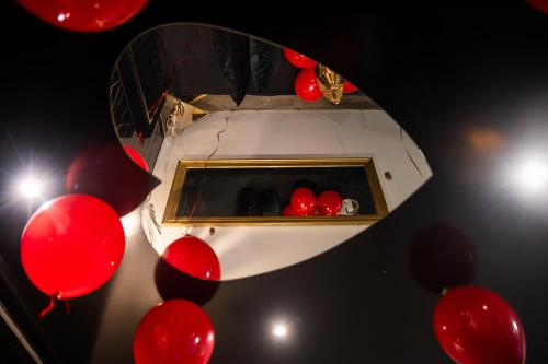 Love Room elegante spa privatif et exterieur cosy in Goussainville