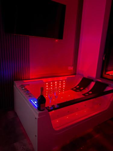 Galactic&Ludmila Suite SPA Room Type - Studio with Spa Bath