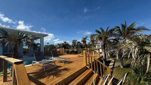 8 Bedroom Ocean Front in Eleuthera Double Bay with pool in Norspalmeto Pointa
