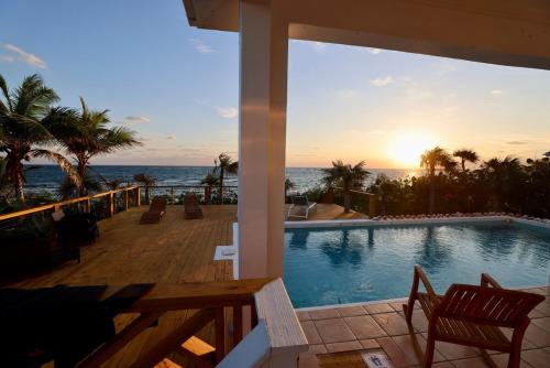 8 Bedroom Ocean Front in Eleuthera Double Bay with pool in Norspalmeto Pointa