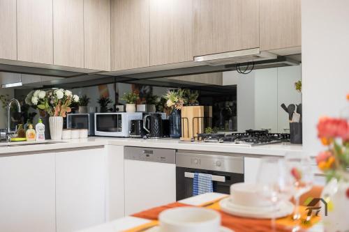 Zetland Sunshine 2 Bedroom 2 Bathroom Apartment in Zetland