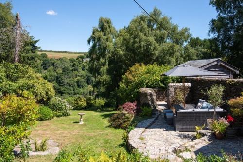 Dārzs, Hansel Cottage in Strete