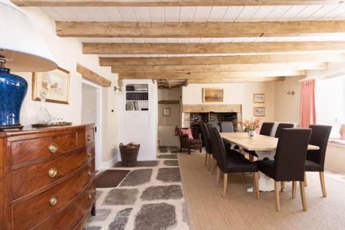 Hansel Cottage in Strete