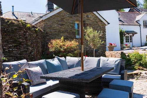 Hansel Cottage in Strete