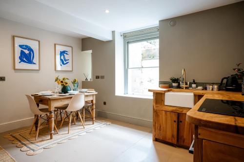 Kitchen, BATH Luxury Georgian Flat in Combe Down