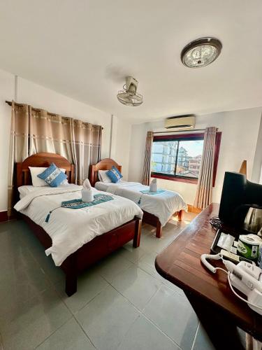 Vang Vieng Walking Street Hotel in Vang Vieng