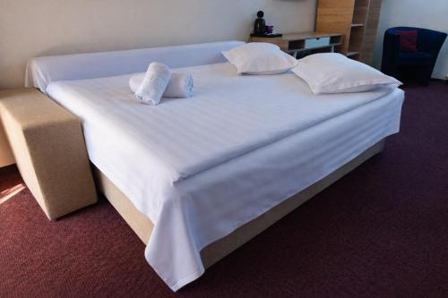 Long Street Hotel - image 36