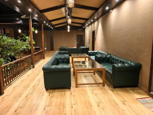 Khandala Valley Retreat in Kune Village