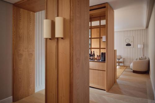 The Florentin by Althoff Collection - image 14