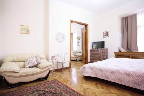 

Apartment On Pasteur