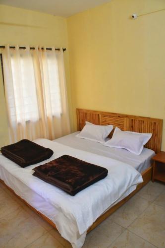 Stay in sainj shangarh in Shangarh