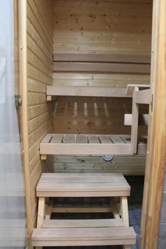 ซาวน่า, Spacious Apartment for 4 with Sauna in โซดันคือและ