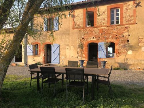 Chic & Nature Gîte - Domaine du Verdier, Lauragais (Chic & Nature Gite - Domaine du Verdier, Lauragais) in Cintegabelle