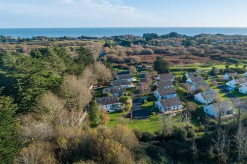 Brittas Bay Holiday Park No 7 by Trident Holiday Homes in Brittas Bay