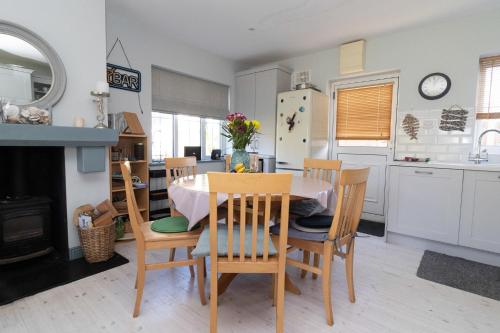 Brittas Bay Holiday Park No 7 by Trident Holiday Homes in Brittas Bay