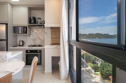 East Wind 402 - 3 Suites - 2 Parking Spaces | Sea View in Mariscal - image 5