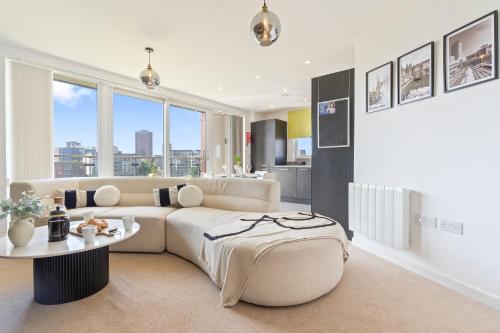 Modern 2-Bed Apartment - Mailbox, BHX Station, Bullring - Free Parking & Central Location, Birmingham (photo 10)