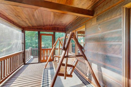 Jacobs Ridge Hideaway in Chestnut Gap, USA