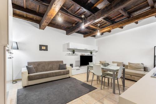 Lega House - beautiful house at the Arco della Pace